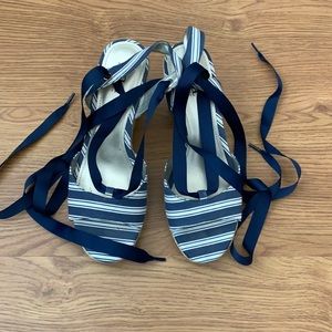 Blue striped nautical wedges!